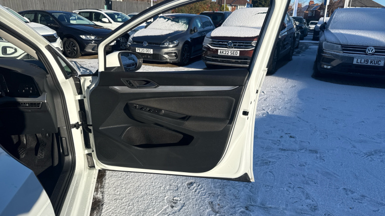 Volkswagen Golf 1.5 TSI 150 Life 5dr Petrol Hatchback